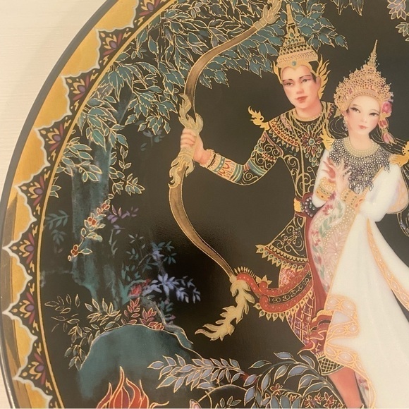 Royal Porcelain Kingdom Of Thailand Collection Love - Picture 5 of 10